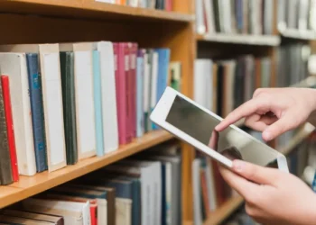 Online Libraries as a Smart Solution for Researchers