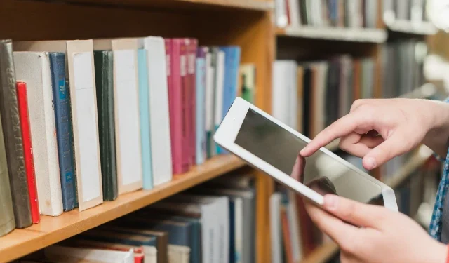 Online Libraries as a Smart Solution for Researchers
